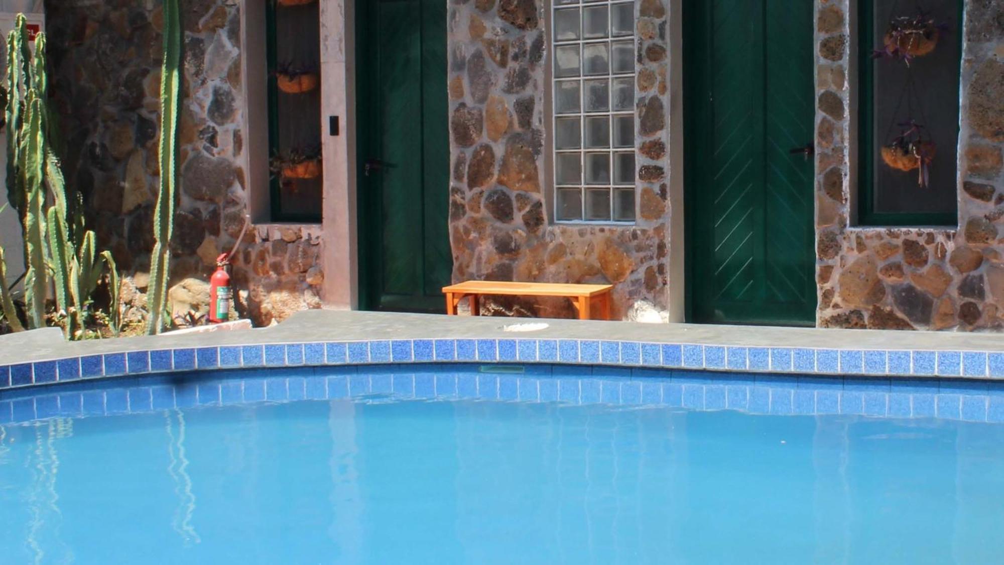 Hostal Pimampiro ปูแอร์โต บาเกริโซ โมเรโน ภายนอก รูปภาพ